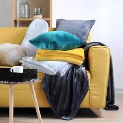 Coussin Polochon Déhoussable En Maille Doudou - Perle