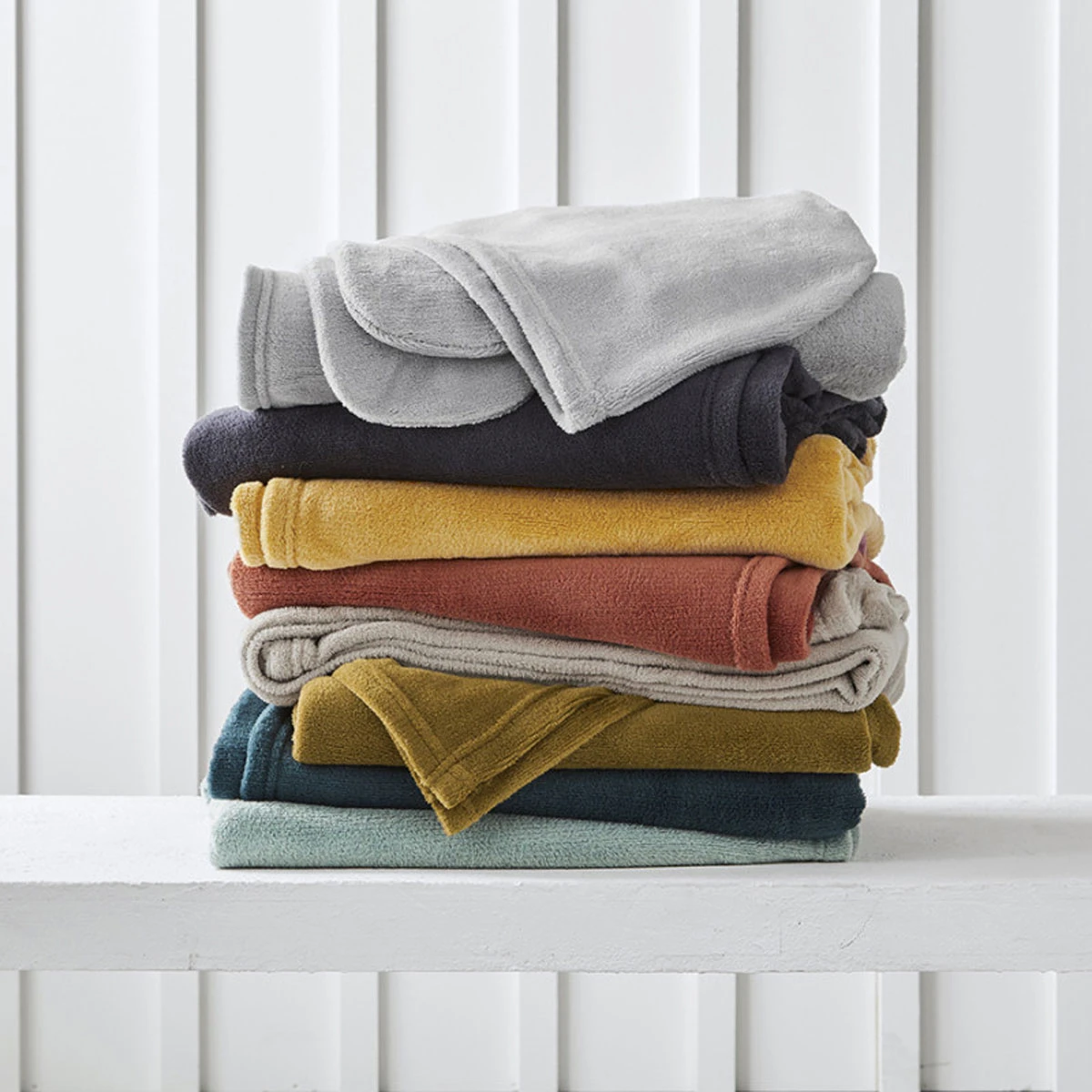 Plaid Polaire à Capuche Couleur 115 X 165 Cm - Ocre – Image 4