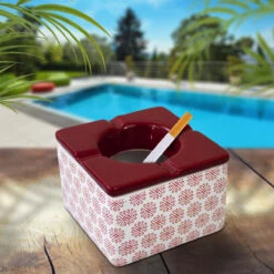 Cendrier Marocain Rouge Et Blanc En Céramique