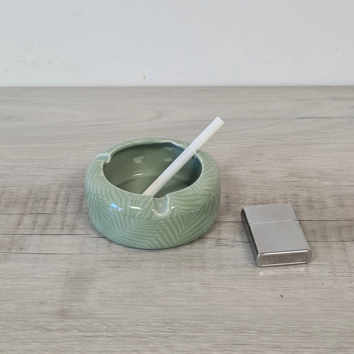 Cendrier En Céramique Vert Feuilles De Palmier