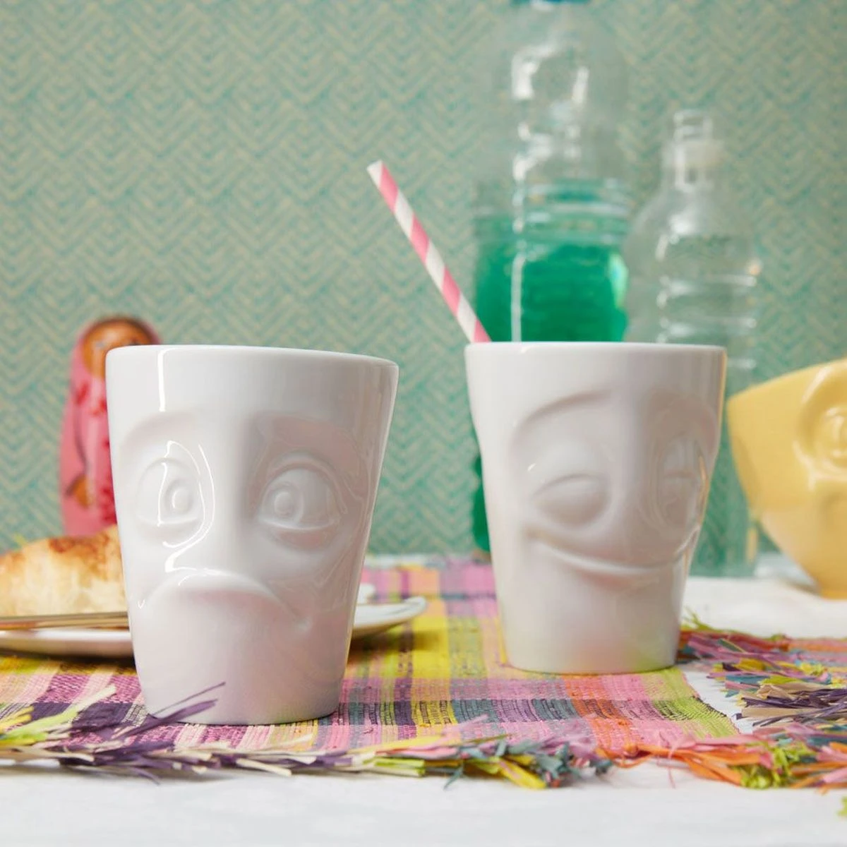 2 Gobelets Joyeux Et Perplexe En Porcelaine Tassen – Image 3